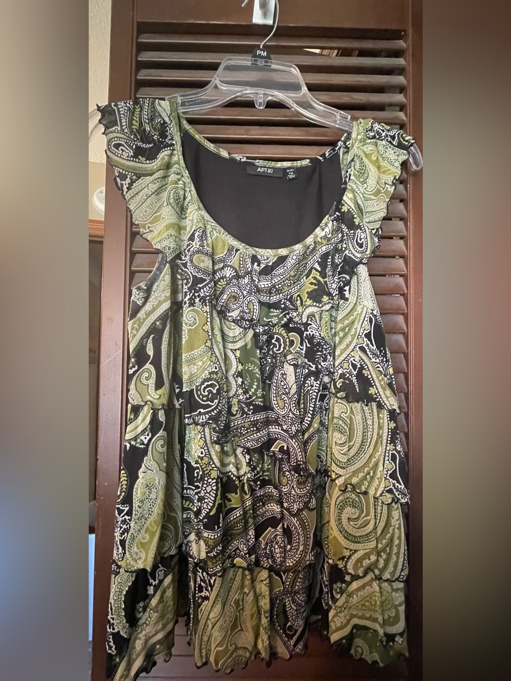 Apt. 9 Black and Green Paisley Tiered Ruffle Top